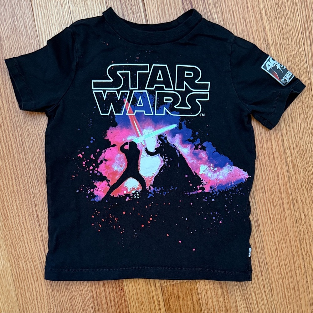 GAP Black Star Wars Tee